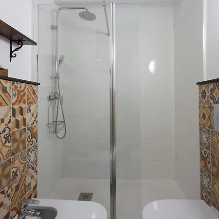 Pensjonat Casa Catalina 2*
